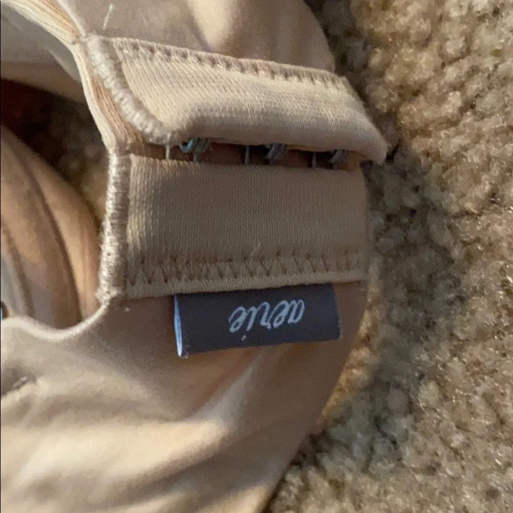 Bra - Picture 5 of 6